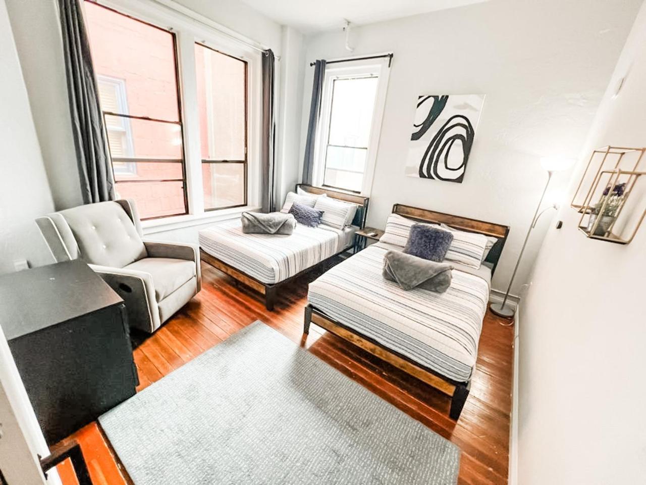 Gaslamp 2Bdrm - W Parking & 4 Beds #404 Hotel San Diego Luaran gambar